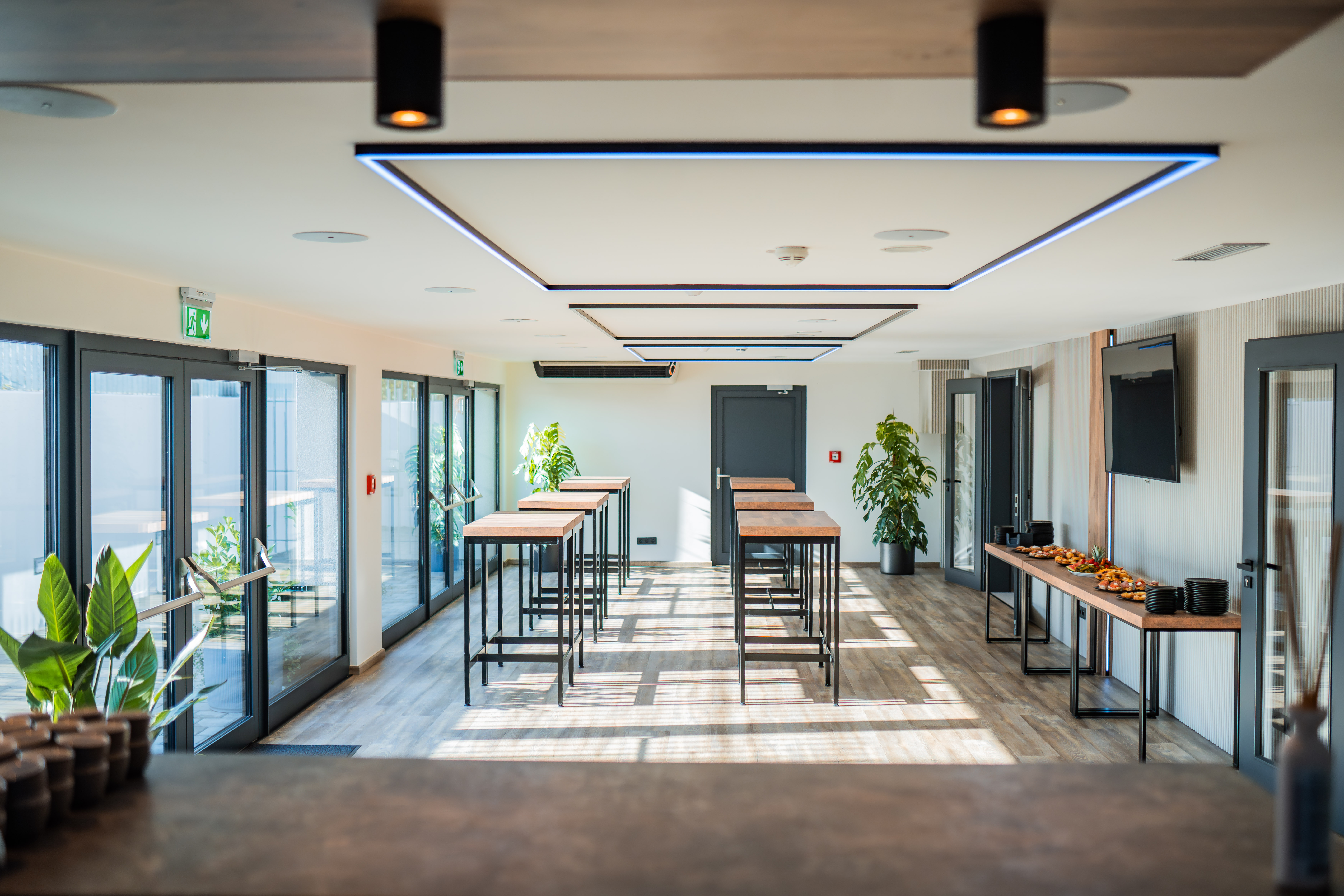 Foyer s barem 