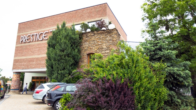 Premium Hotel